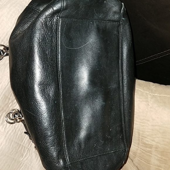 Coach - Picture 3 of 3